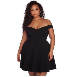 Windsor Prom / Homecoming dress (fits like small)